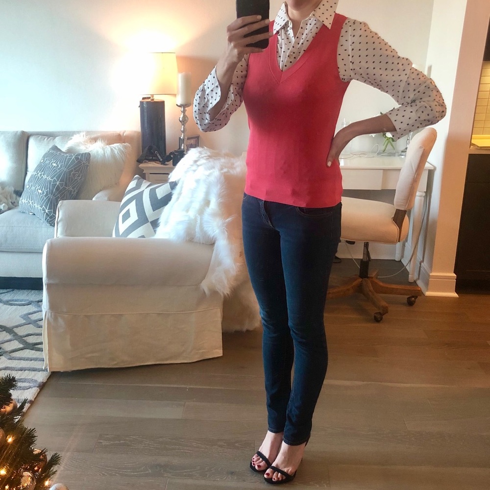 Cute Ann Taylor Sweater Vest!